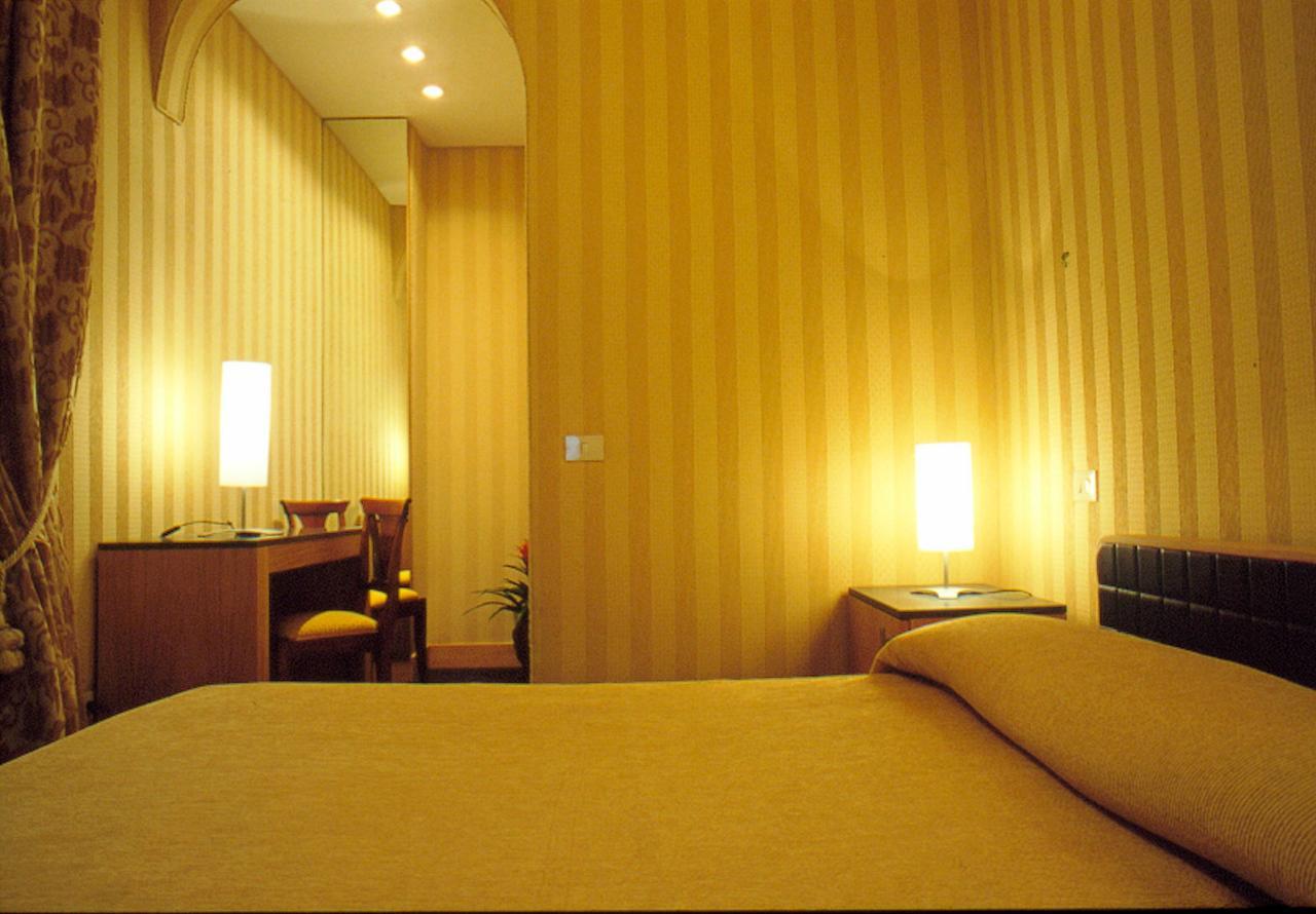 Orange Garden Guest House โรม ภายนอก รูปภาพ